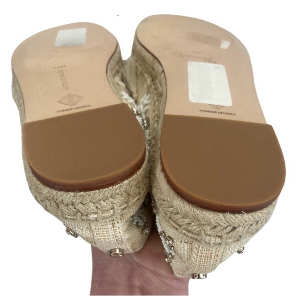 NWOT Antonio Melani Beaded Espadrilles. Size 7.5 - Picture 6 of 12